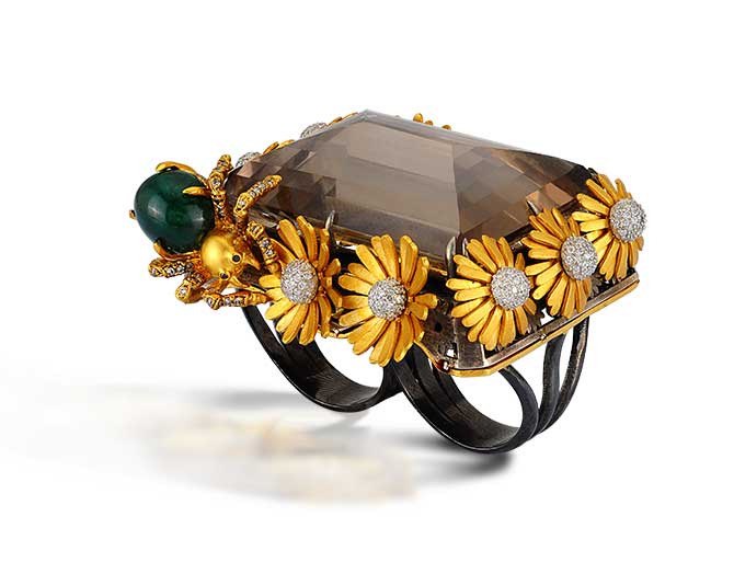 Aida Bergsen spider ring