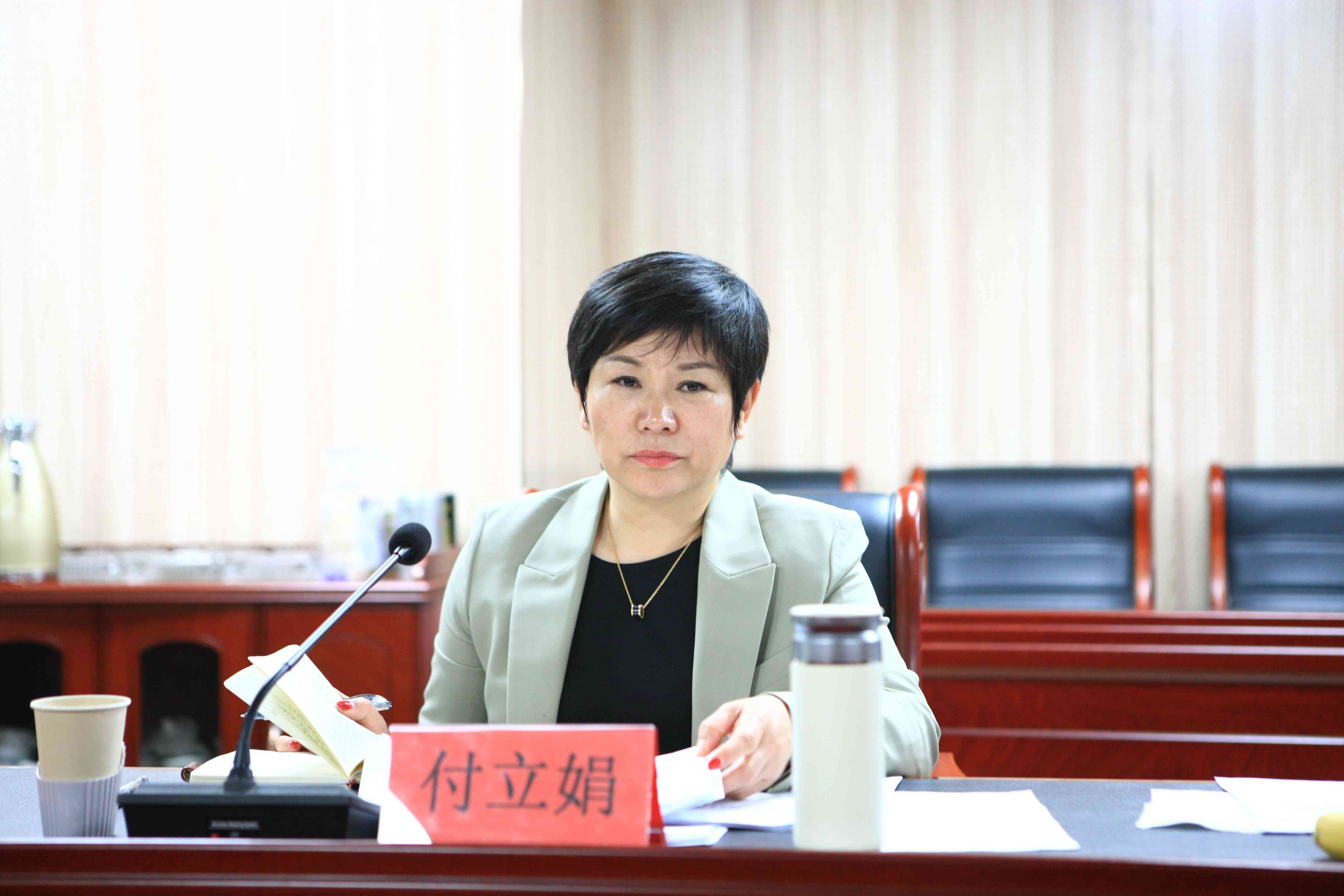 b6082a2a55b045eeb98d18e68cb2c14.jpg
