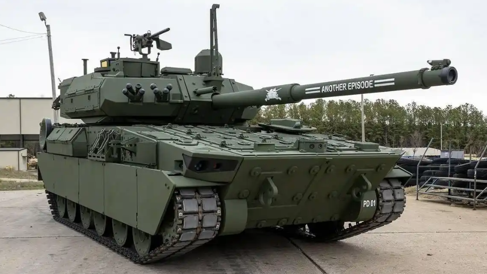相比美军M10“布克”坦克,日本的10式坦克确实足够成功。